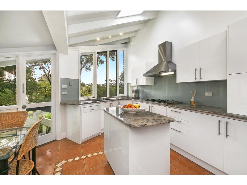8 Glenelg Place, St Ives NSW 2075