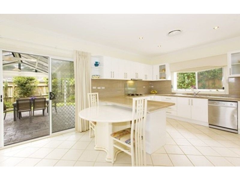 7 Shinfield Avenue, St Ives NSW 2075