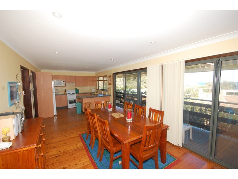 57 North Avoca  Parade, North Avoca NSW 2260