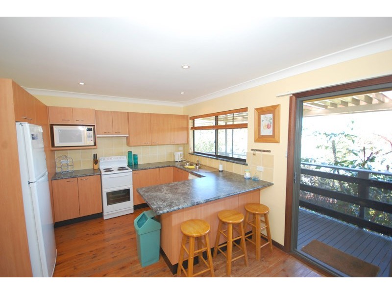 57 North Avoca  Parade, North Avoca NSW 2260