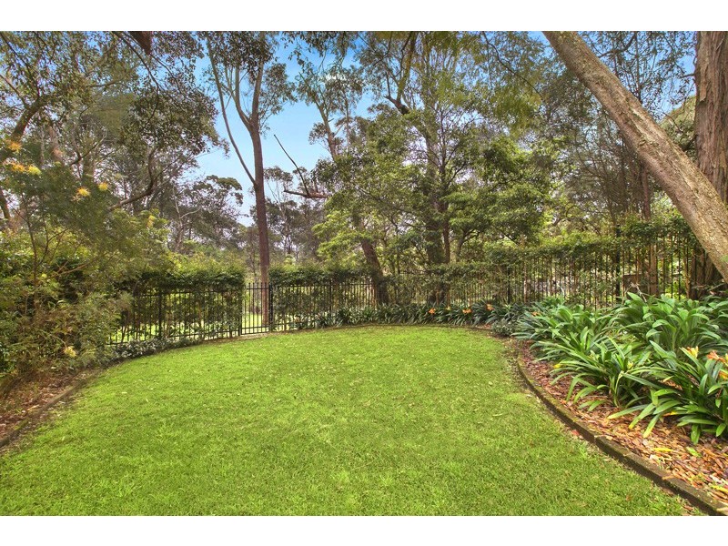 22B Warrimoo Avenue, St Ives NSW 2075