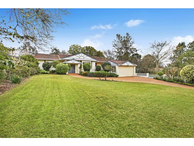 26 Memorial Avenue, St Ives NSW 2075