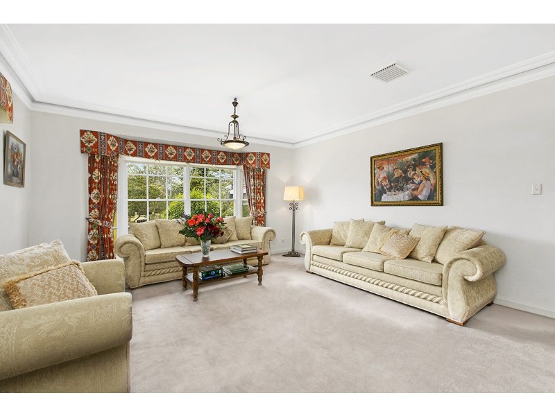 26 Memorial Avenue, St Ives NSW 2075