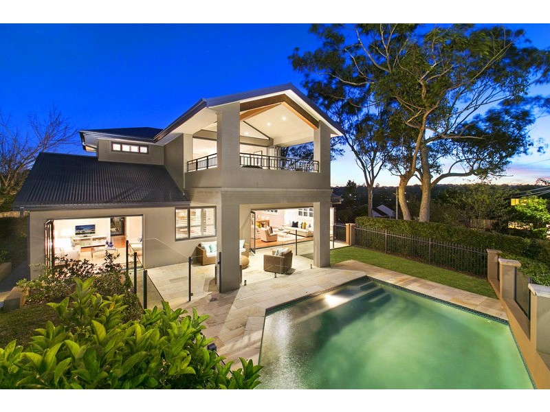 2 Tobruk Avenue, St Ives NSW 2075