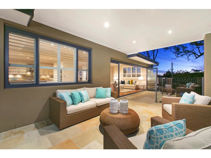 2 Tobruk Avenue, St Ives NSW 2075