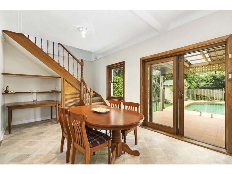 37 Pentecost Avenue (East Side), St Ives NSW 2075