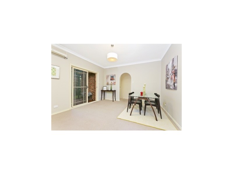 9/12 Martin Place, Dural NSW 2158