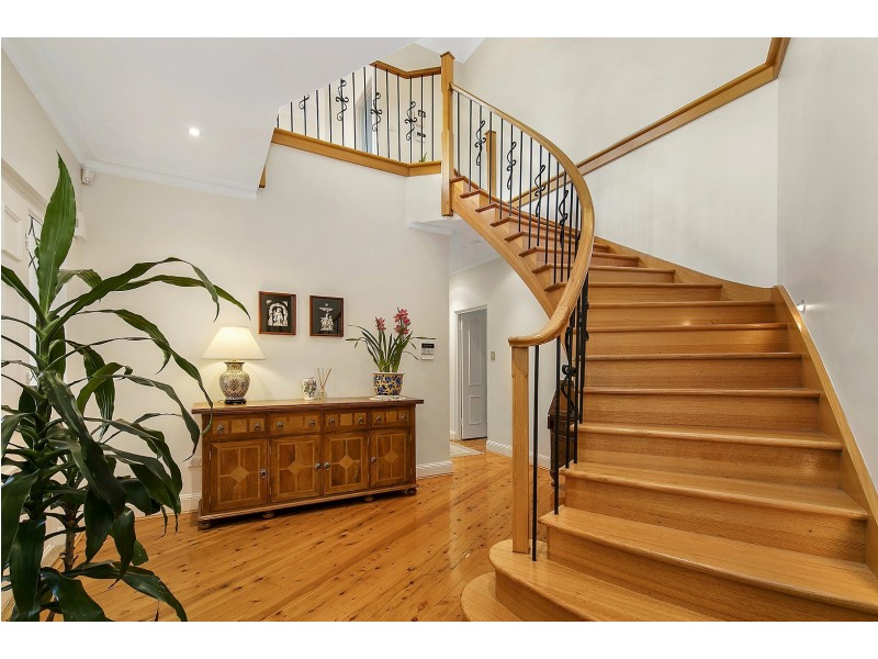 3 Wirra Close, St Ives NSW 2075