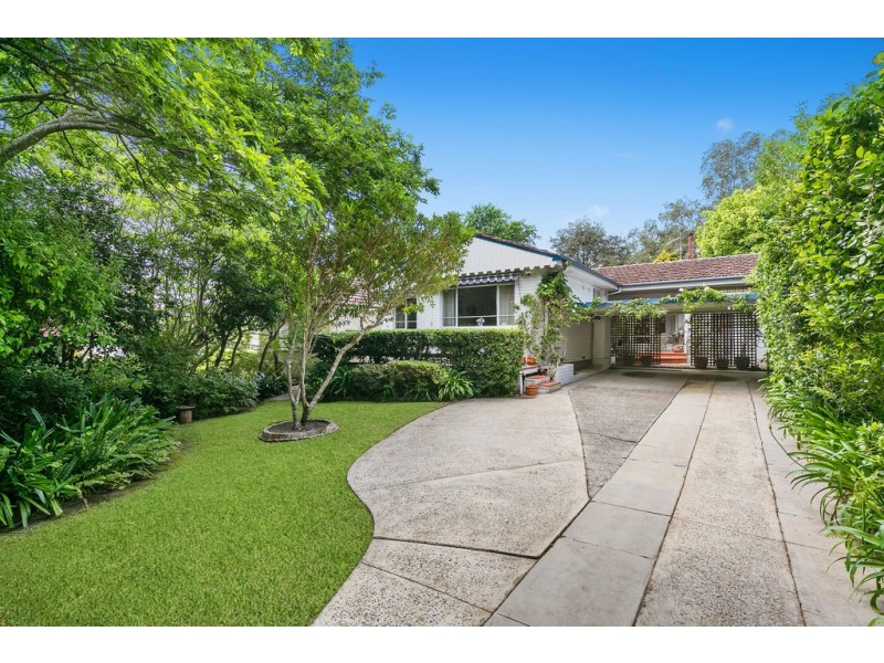 9 Kanoona Avenue, St Ives NSW 2075