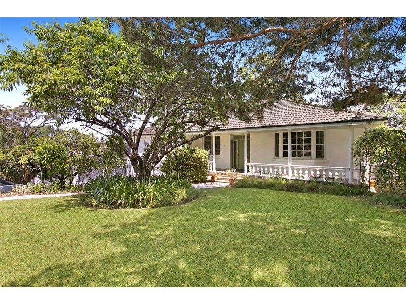 6 Hassell Street, St Ives NSW 2075