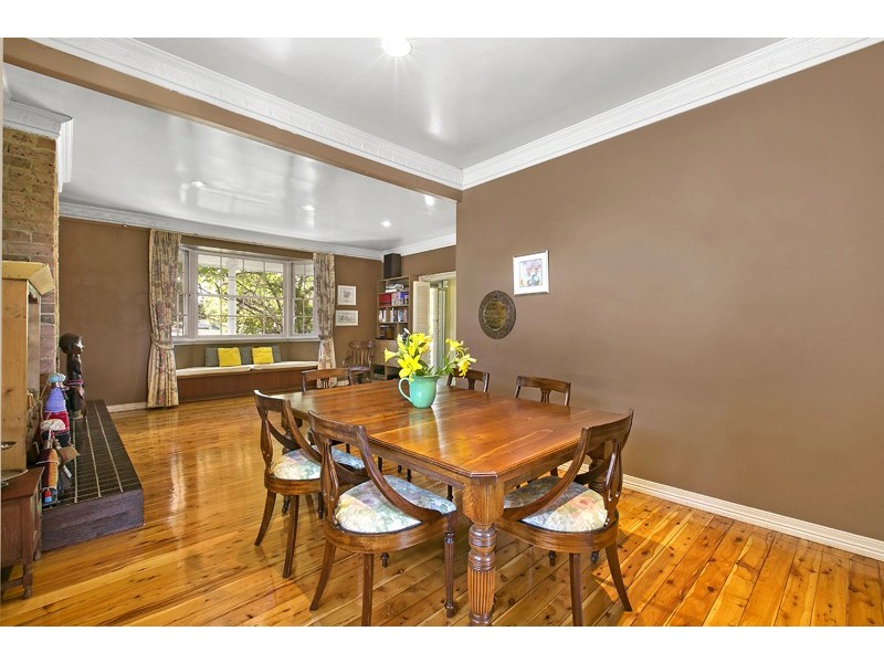 6 Hassell Street, St Ives NSW 2075