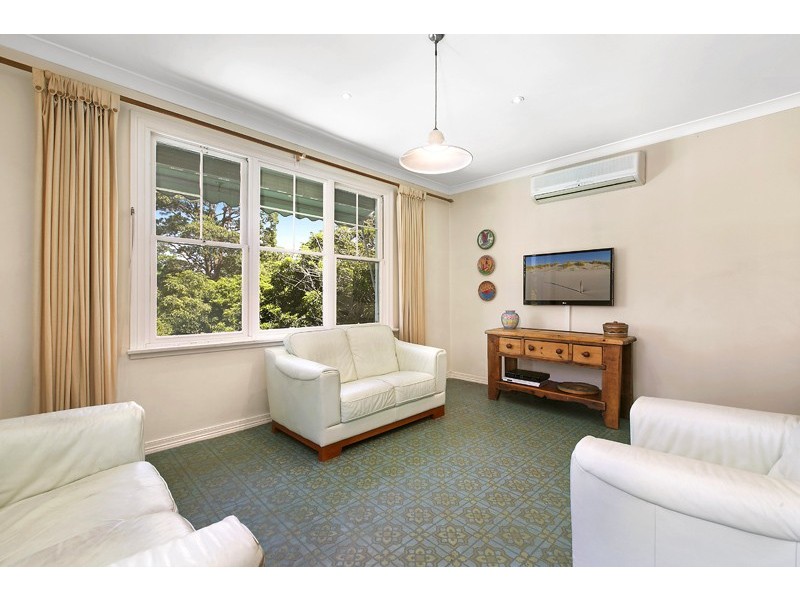 6 Hassell Street, St Ives NSW 2075