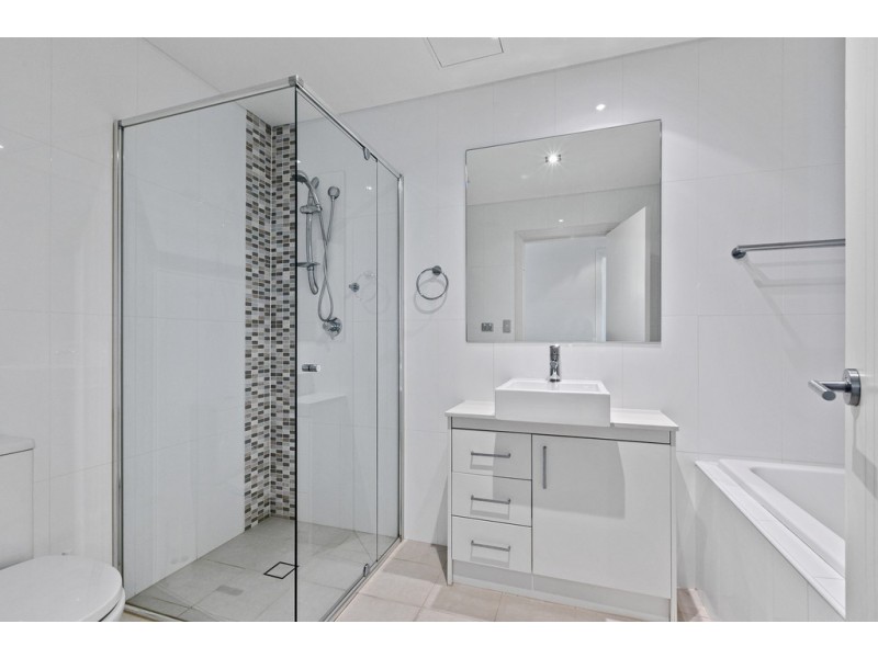 18/1-5 Lynbara Avenue, St Ives NSW 2075