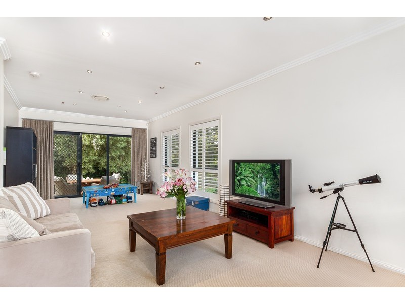 1 Sabina Place, St Ives NSW 2075