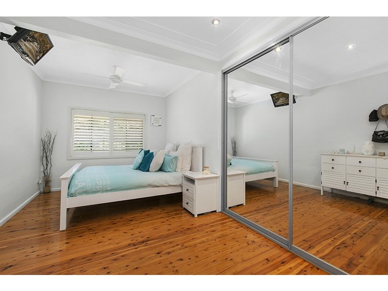 77 Hewitt Avenue, Wahroonga NSW 2076