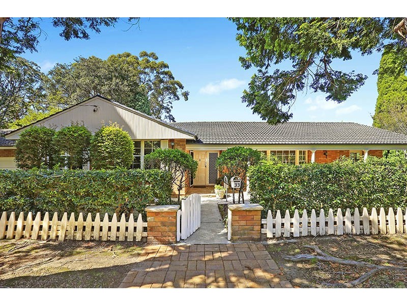 33 Shinfield Avenue, St Ives NSW 2075