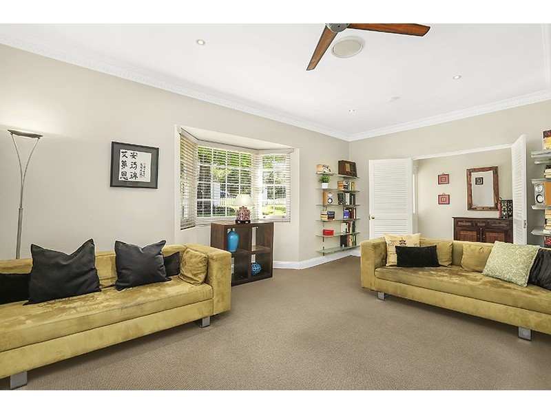 23 Romney Road, St Ives NSW 2075