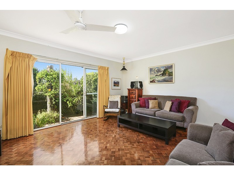 32 Nicholson Avenue, St Ives NSW 2075