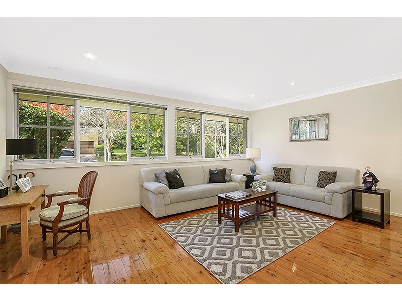 3 Lowry Crescent, St Ives NSW 2075