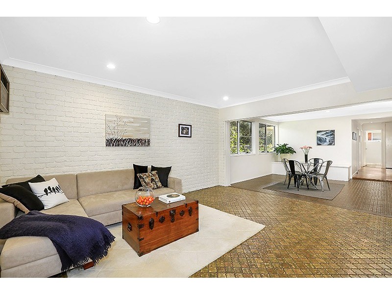 3 Lowry Crescent, St Ives NSW 2075
