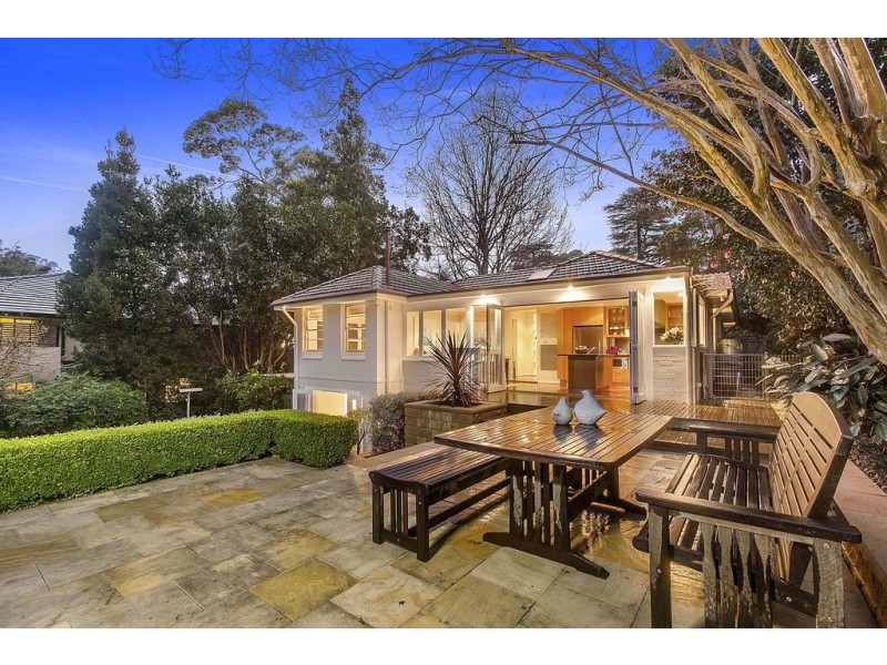 16 Knowlman Avenue, Pymble NSW 2073