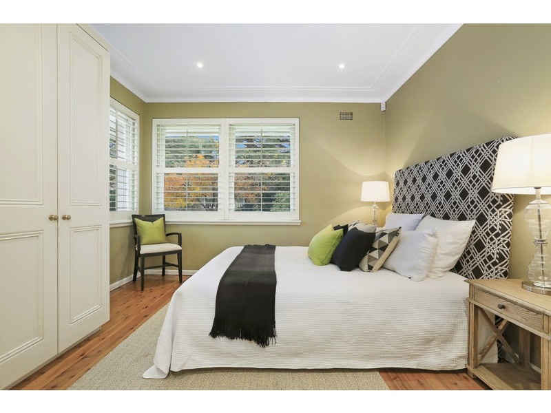 16 Knowlman Avenue, Pymble NSW 2073