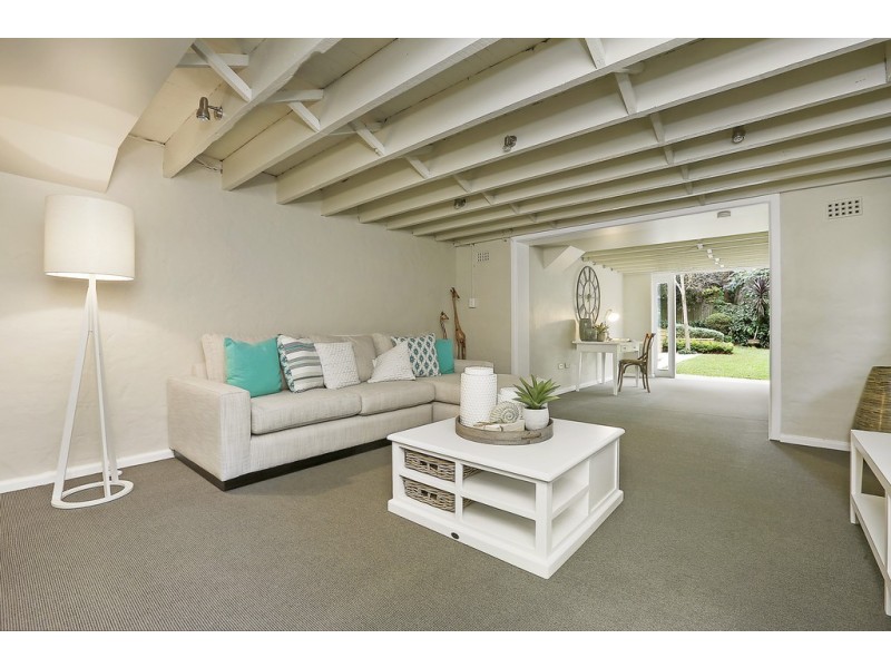 16 Knowlman Avenue, Pymble NSW 2073