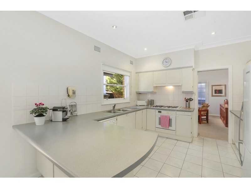 5 Glenelg Place, St Ives NSW 2075