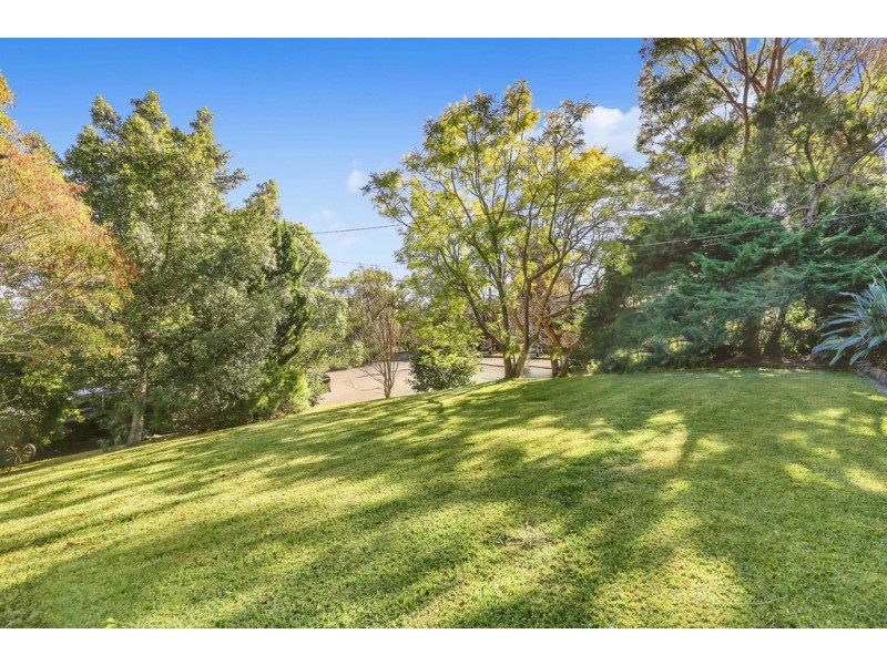 5 Glenelg Place, St Ives NSW 2075