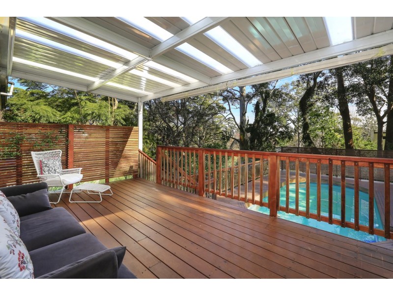 6 Benaroon Avenue, St Ives NSW 2075