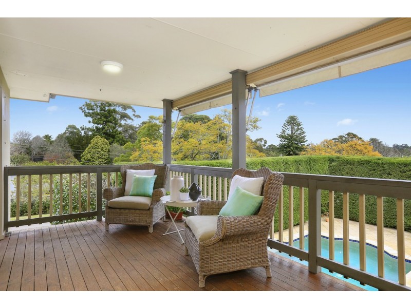 8 Carbeen Avenue, St Ives NSW 2075