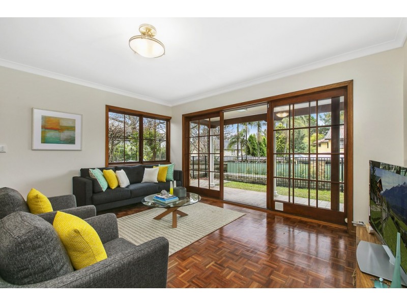 14 Torres Place, St Ives NSW 2075