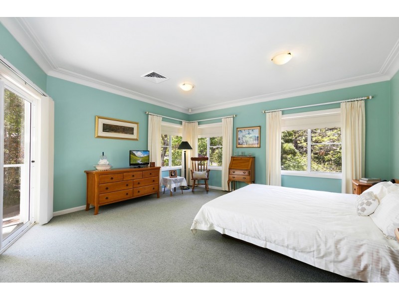 13 Roland Avenue, Wahroonga NSW 2076