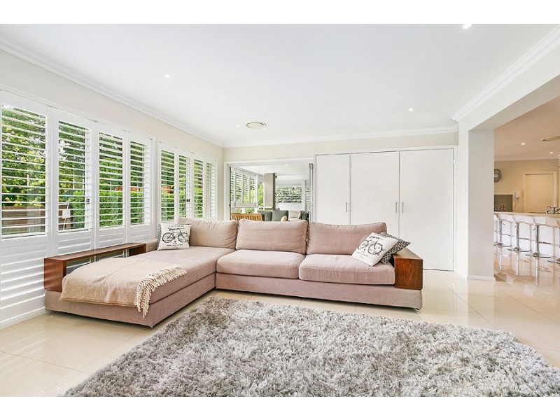 25 Benaroon Avenue, St Ives NSW 2075