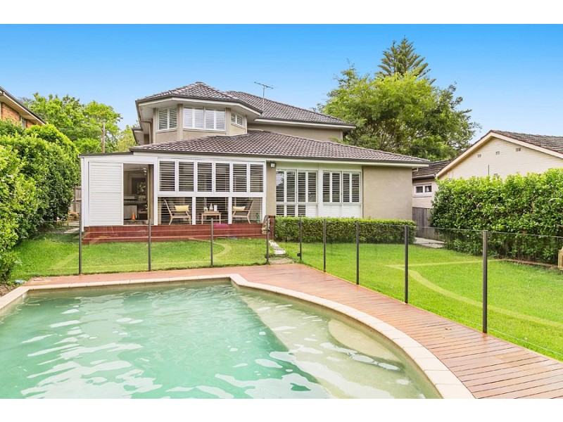 25 Benaroon Avenue, St Ives NSW 2075