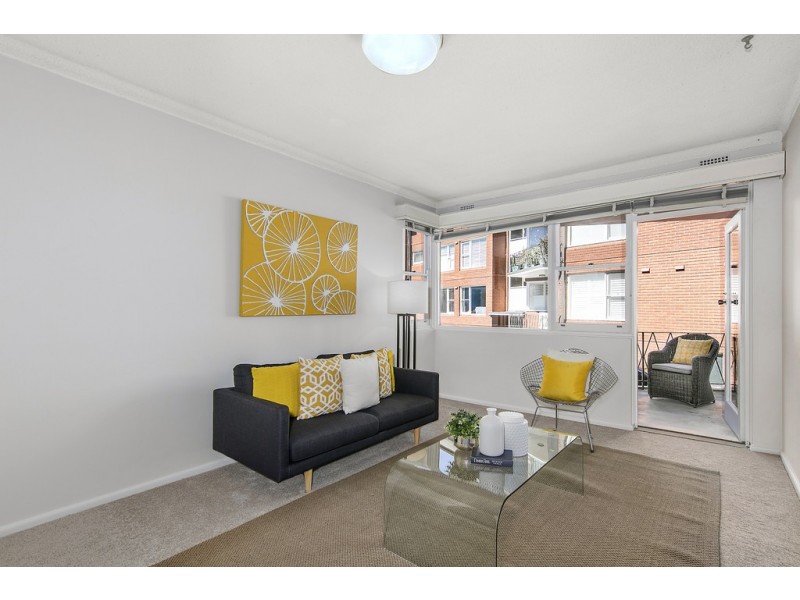 4/15 Pacific Highway, Wahroonga NSW 2076