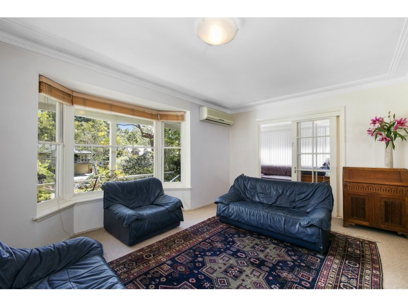 15 Gould Avenue, St Ives NSW 2075