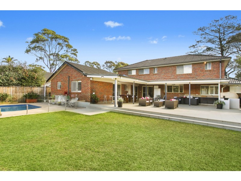 12 Hume Avenue, St Ives NSW 2075