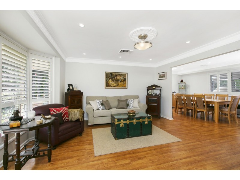 12 Hume Avenue, St Ives NSW 2075