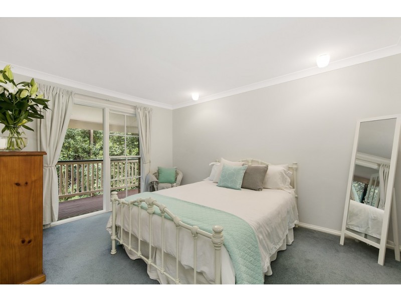 37 Warrimoo Avenue, St Ives NSW 2075