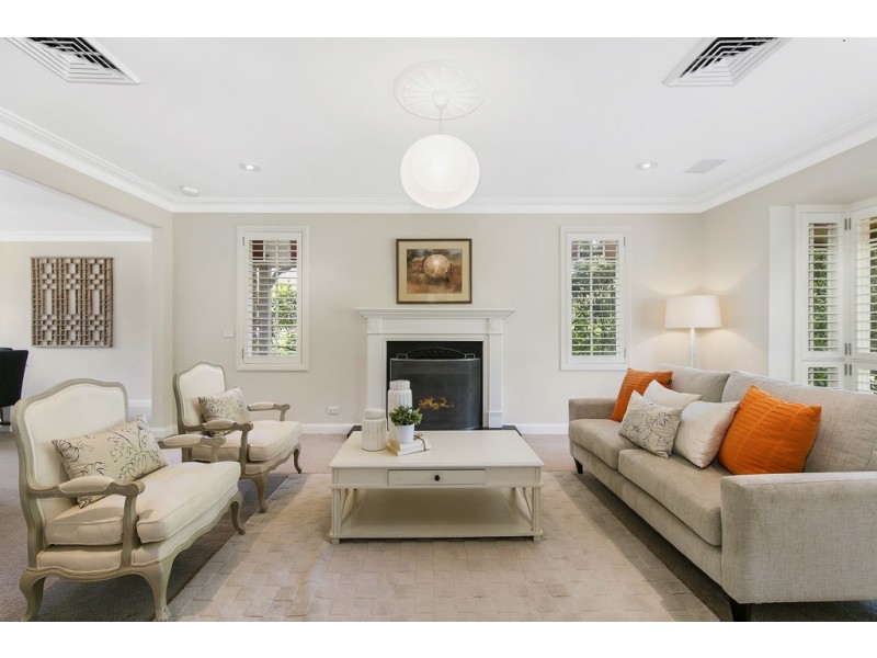 5 Mudies Road, St Ives NSW 2075