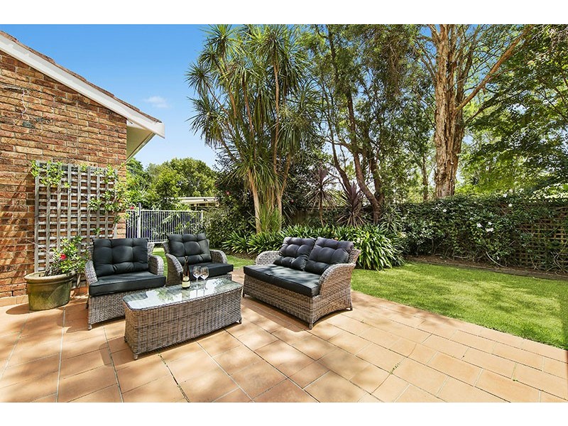 6B Warrimoo Avenue, St Ives NSW 2075