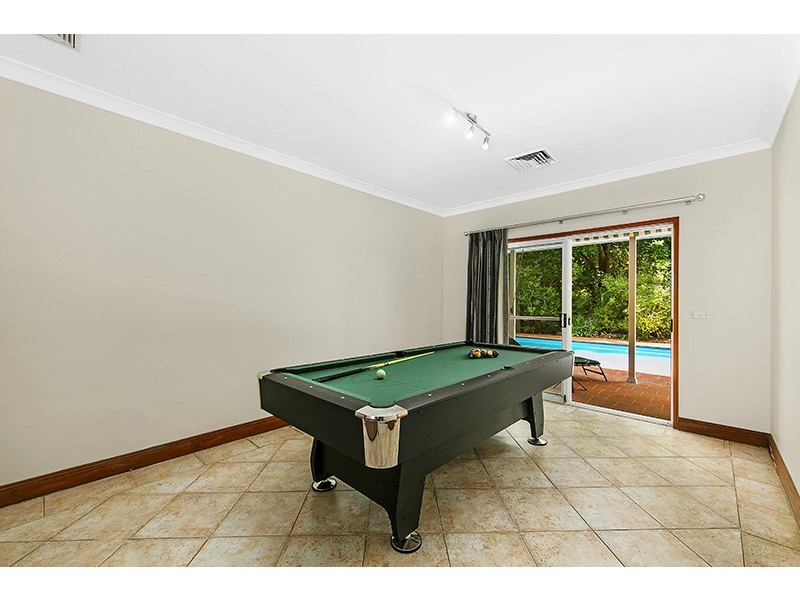 6B Warrimoo Avenue, St Ives NSW 2075