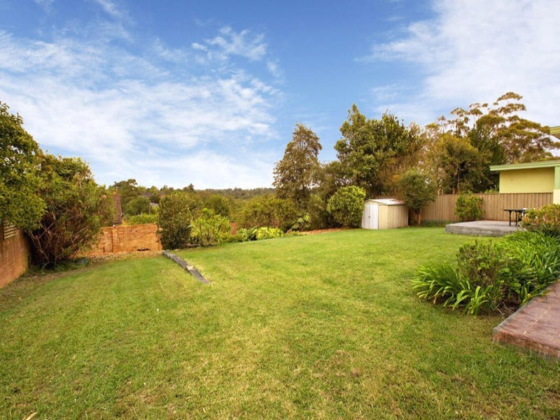 12 Monterey Street, St Ives NSW 2075