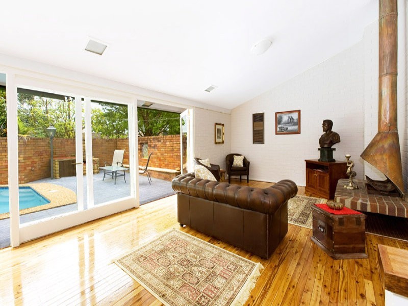12 Monterey Street, St Ives NSW 2075