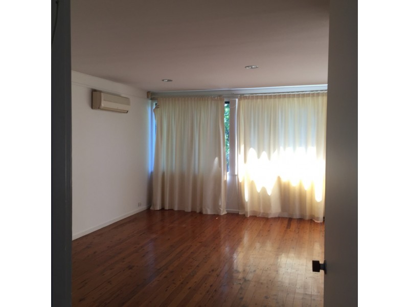 75 Athena Avenue, St Ives NSW 2075