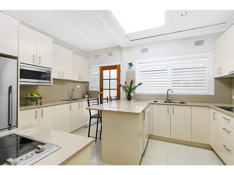 62 Catherine Street, St Ives NSW 2075