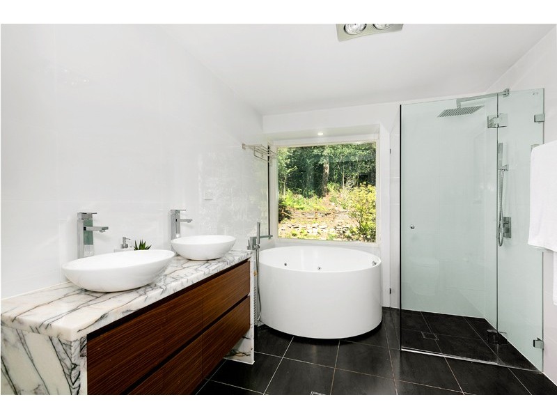 31 Minamurra Avenue, Pymble NSW 2073