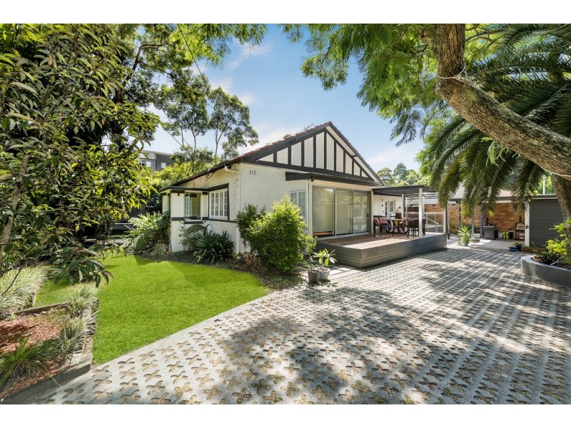 19 Melnotte Avenue, Roseville NSW 2069