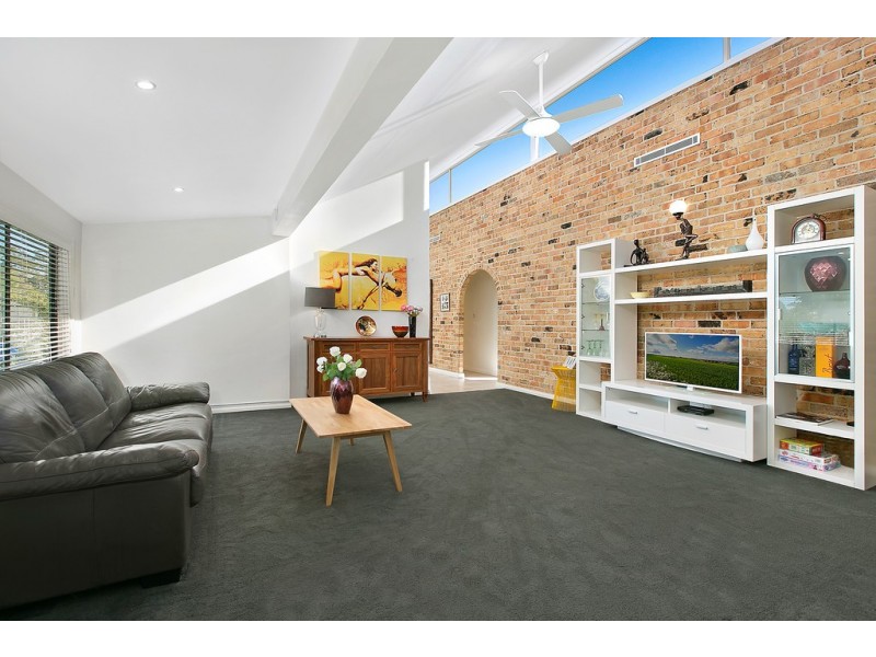 14 Phillip Road, St Ives NSW 2075